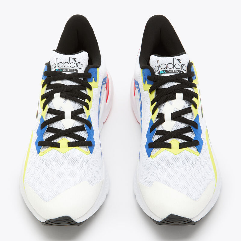 DIADORA Mythos Blushield Volo 3