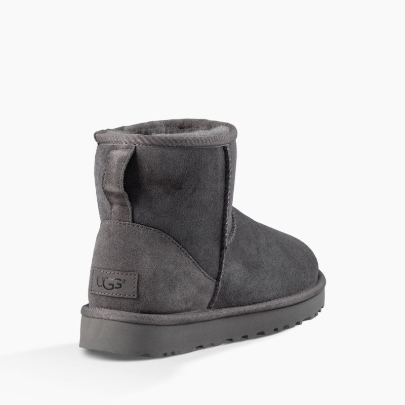 UGG Classic Mini II