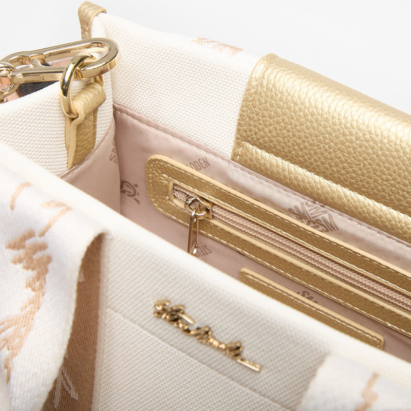 Steve Madden Btidal White