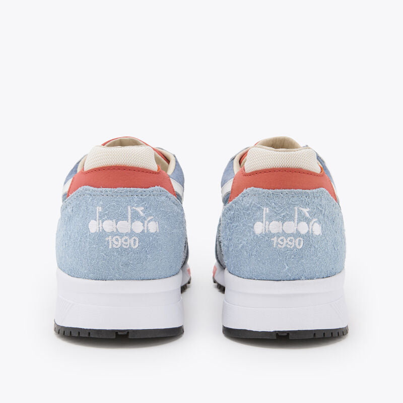 Diadora N9000