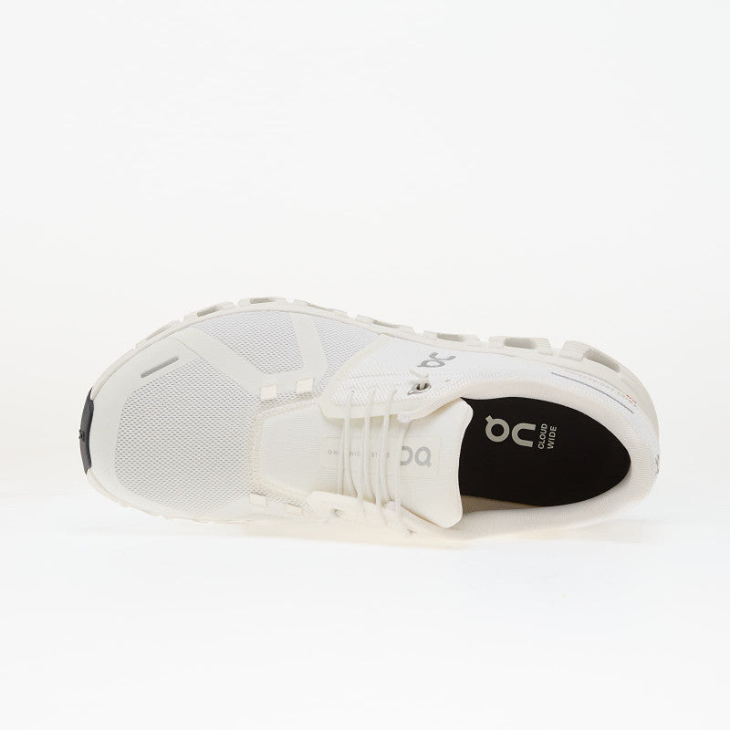 On M Cloud 6 Wide White/ White