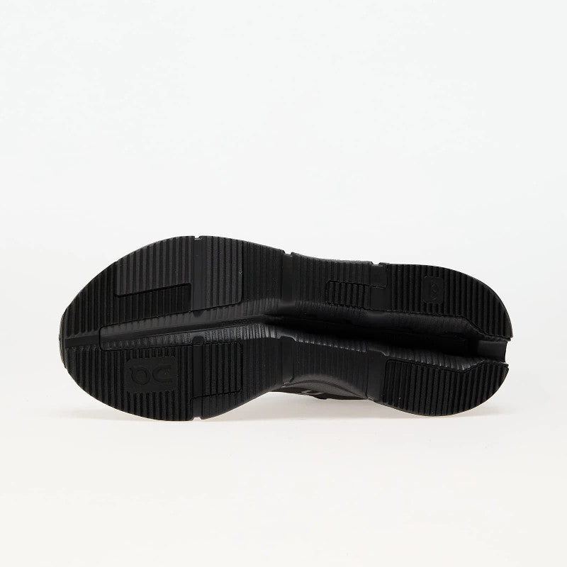 On Wmns Cloudnova 2 All Black