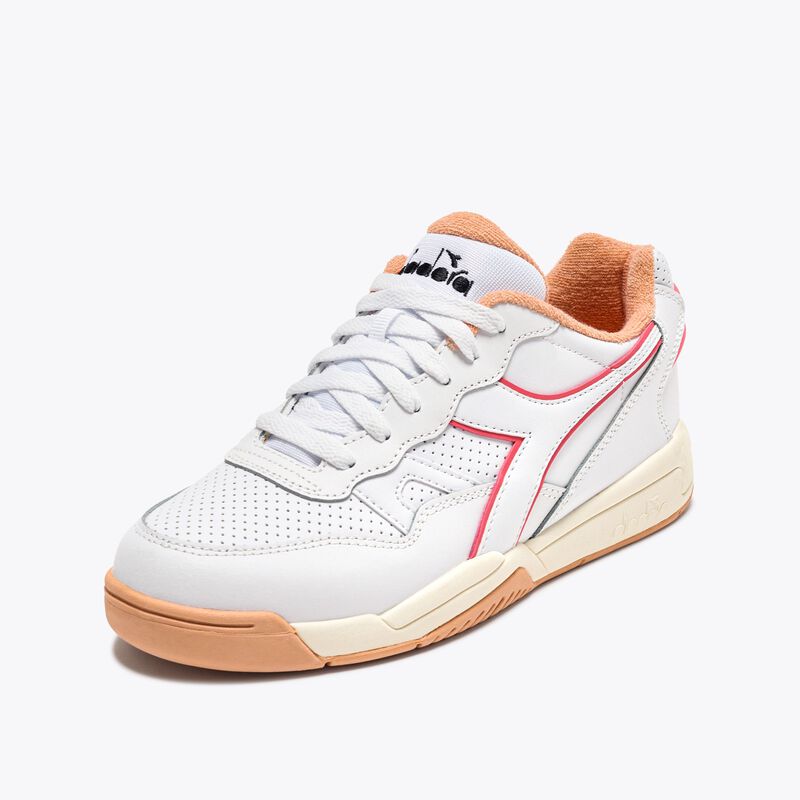 DIADORA Winner