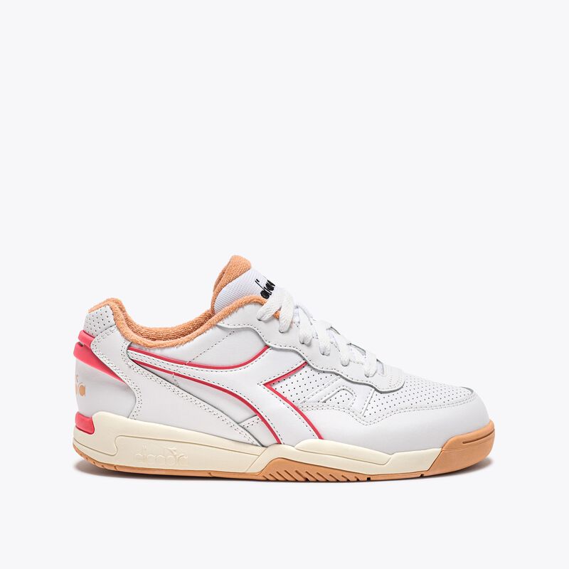 DIADORA Winner