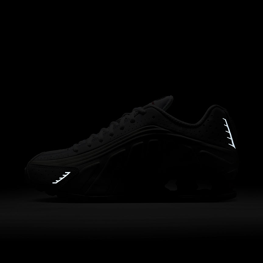 Nike Wmns Shox R4