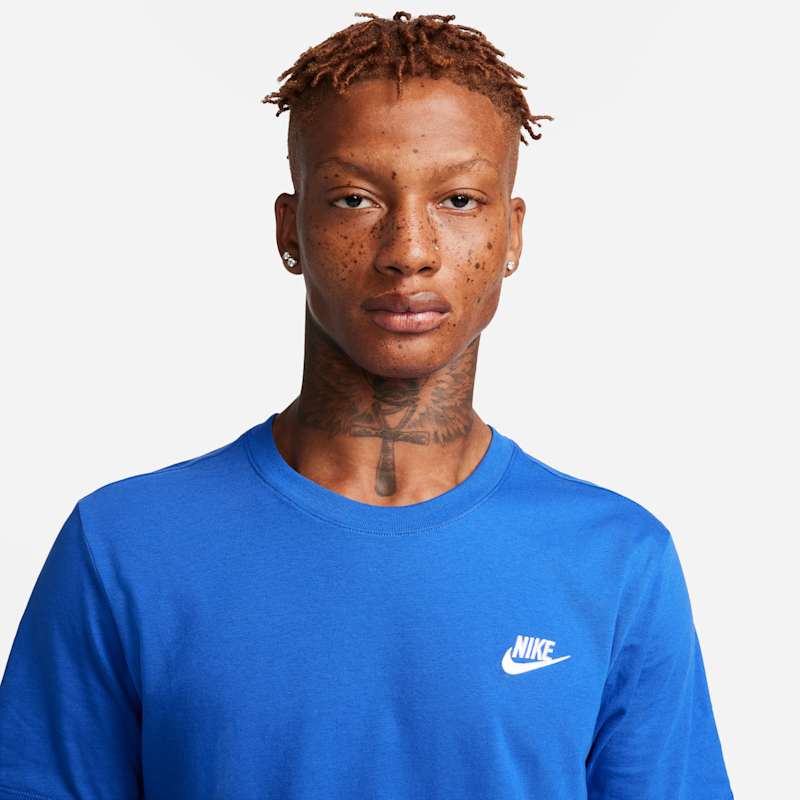 Nike Sportswear Club