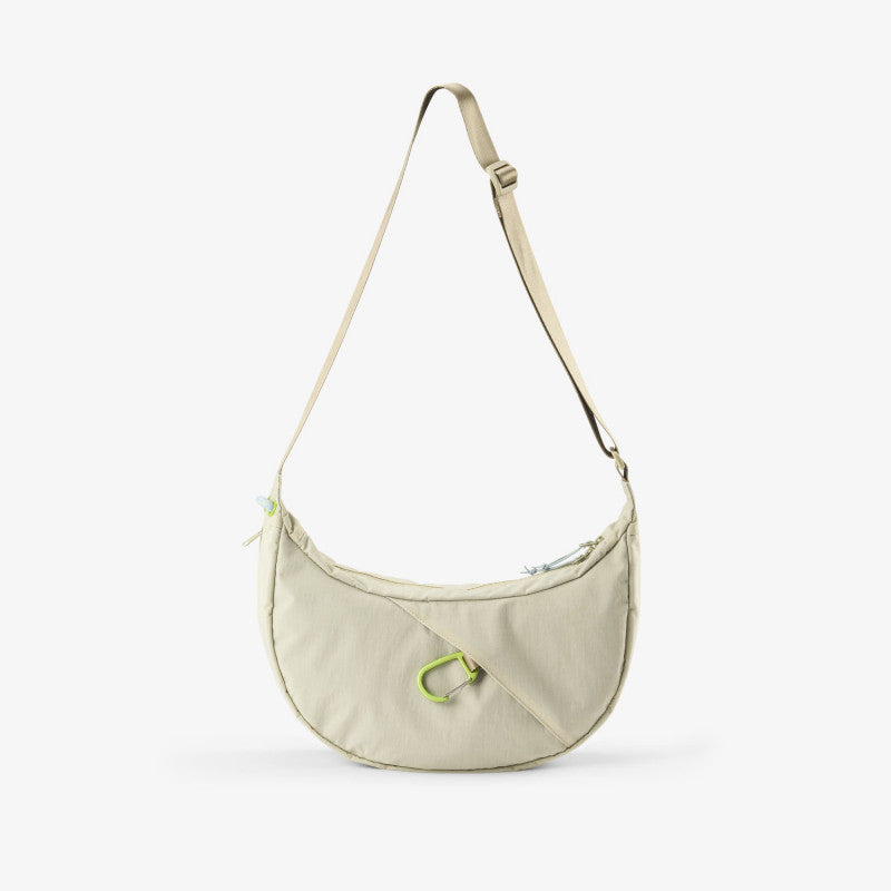 AEVOR Sling Bag Off-White 0,9