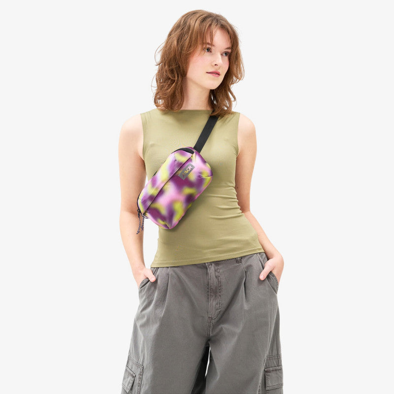 AEVOR Hip Bag Ease Ripstop Psychedelic Slush 2