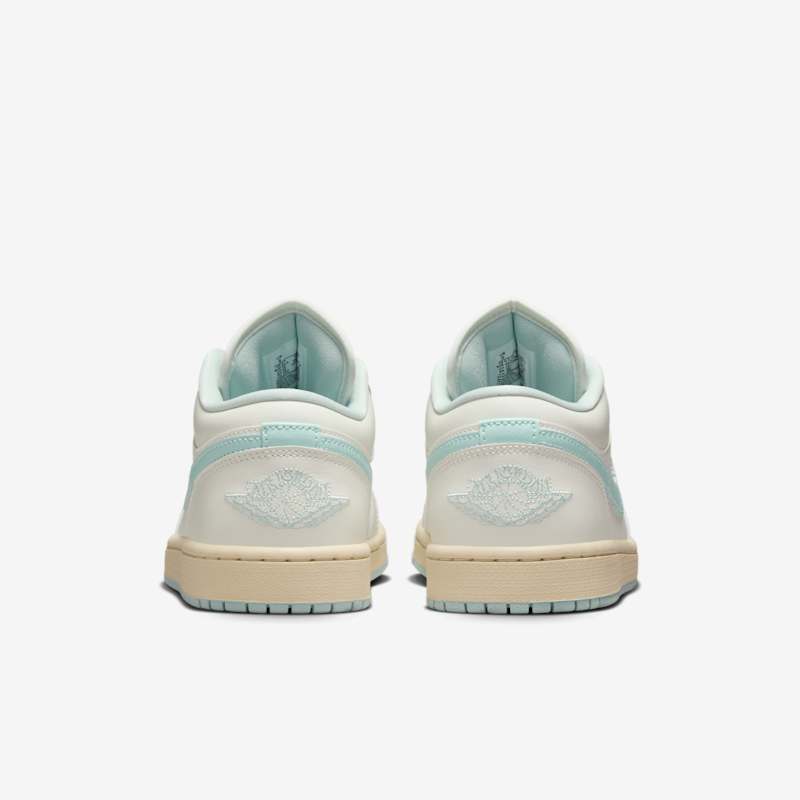 Air Jordan 1 Low
