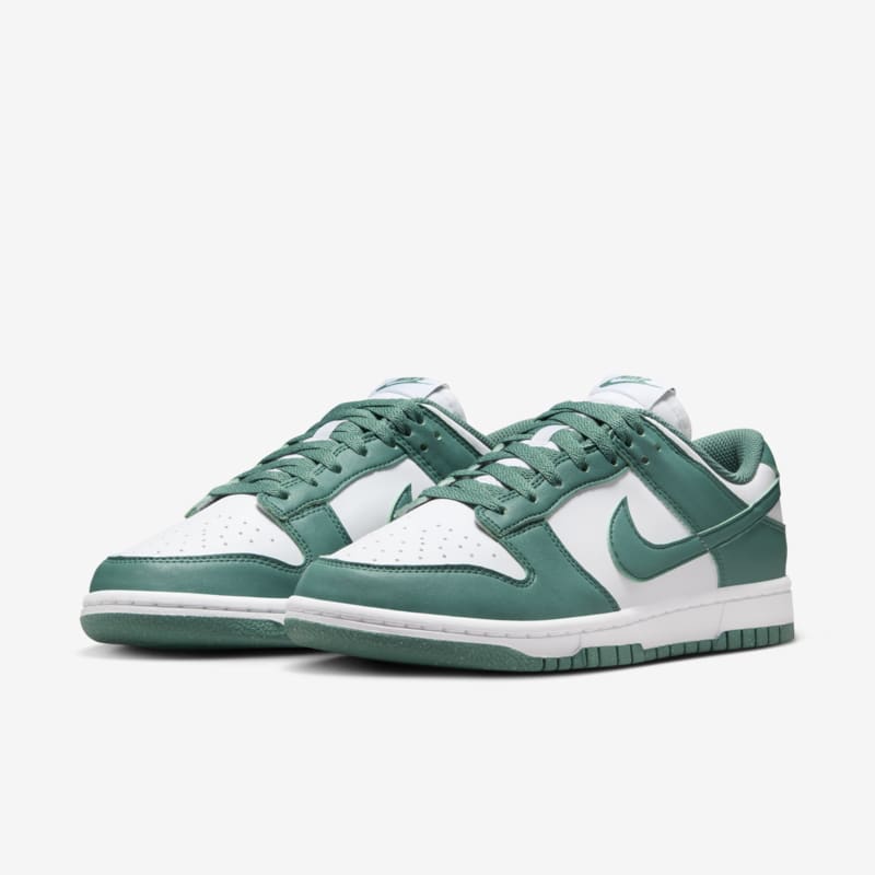 Nike Wmns Dunk Low
