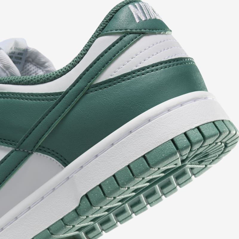 Nike Wmns Dunk Low
