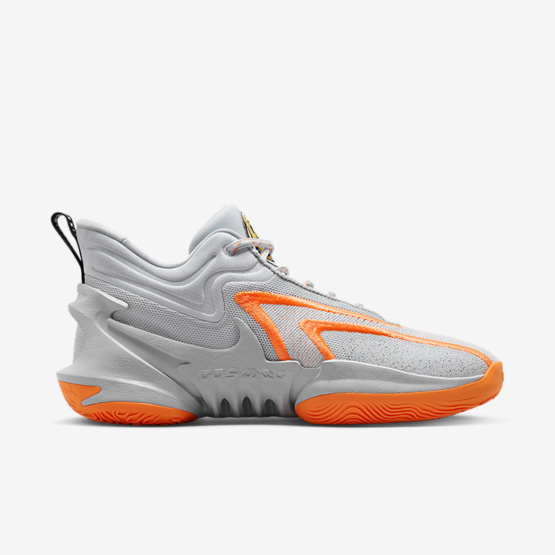 Nike Cosmic Unity 2