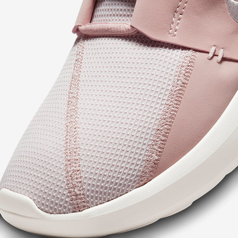 Nike Wmns E