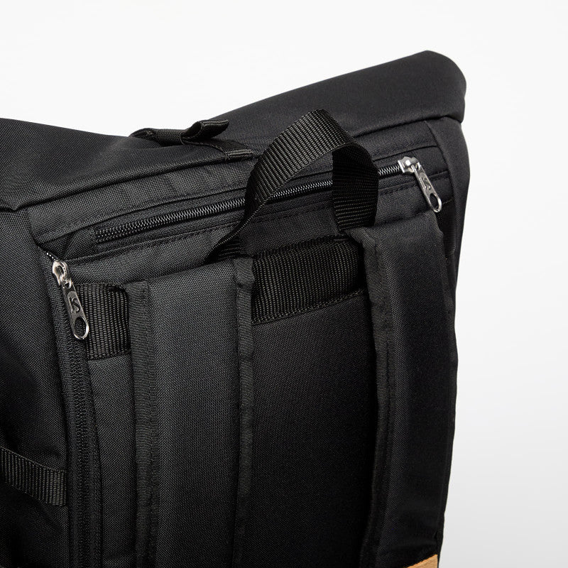 JanSport Hatchet Rolltop Black 31