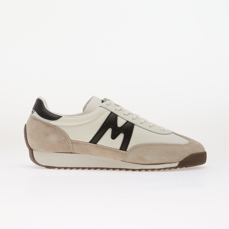 Karhu Mestari 76 Silver Lining/ Black