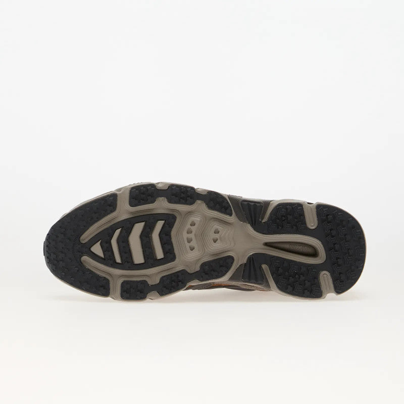 Karhu Super Fulcrum Gray Flannel/ Subterranean
