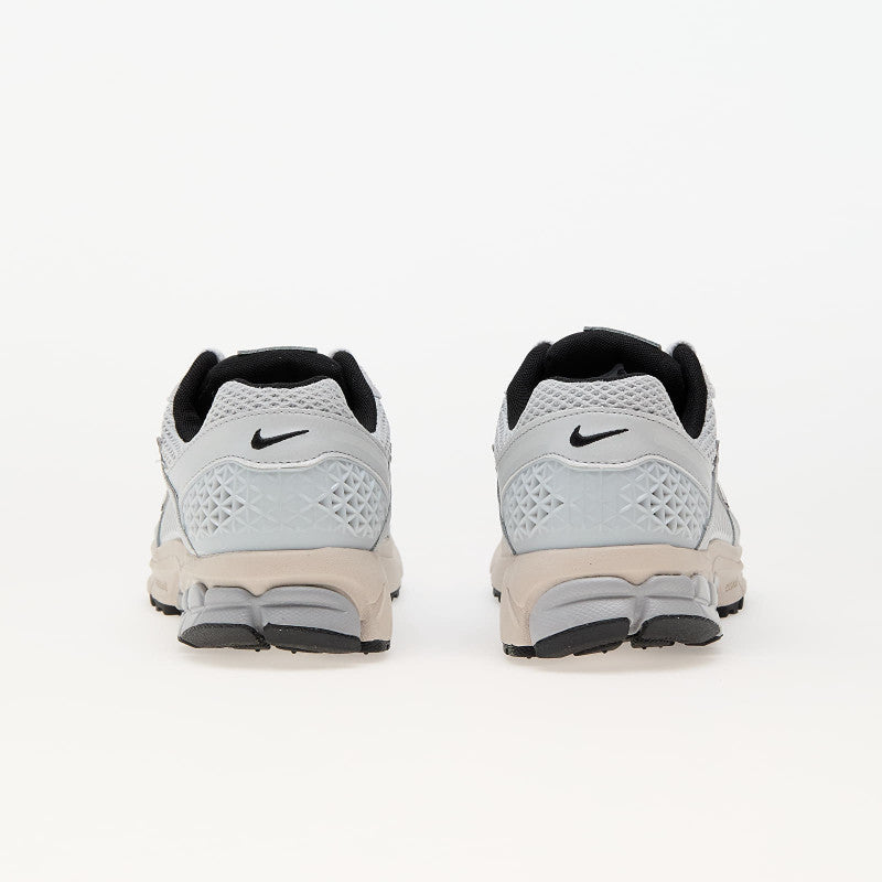 Nike Wmns Zoom Vomero 5 Pure Platinum/ Chrome-Lt Orewood Brn
