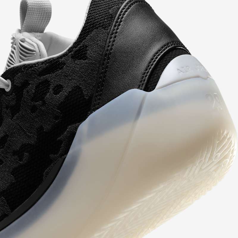 Air Jordan XXXIX Vast Grey/Black-Pale Ivory