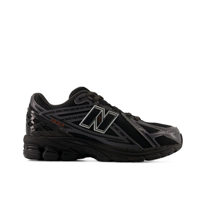 New Balance 1906