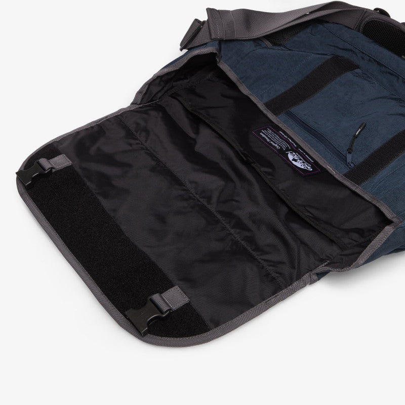 Gramicci Messenger Bag Navy