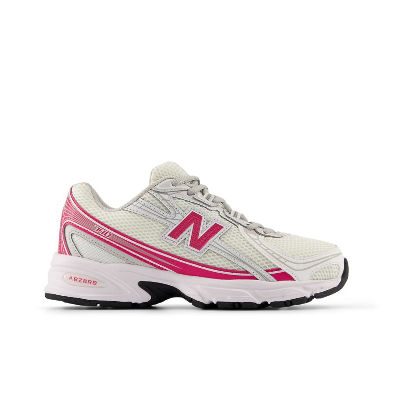 New Balance 770