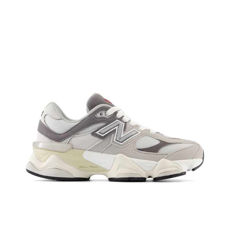 New Balance 9060 GS