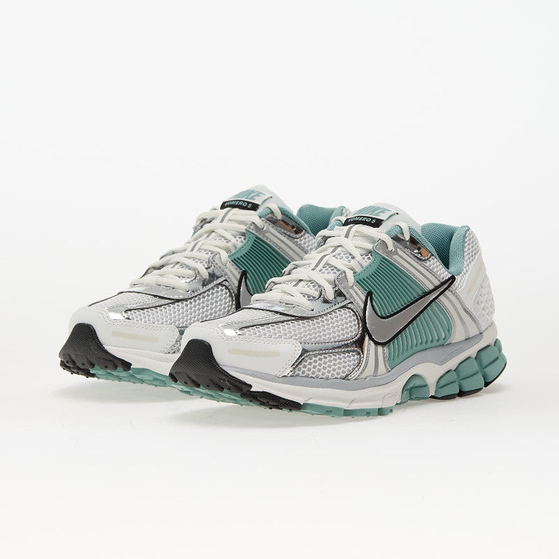 Nike Wmns Zoom Vomero 5 Summit White/ Mtlc Silver-Wolf Grey-Pure Platinum-Cannon-Black