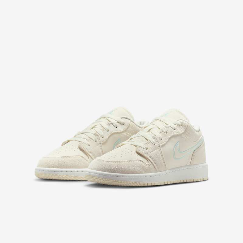 Air Jordan 1 Low SE