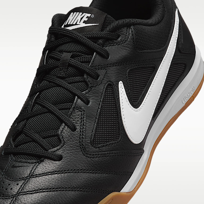 Nike Gato