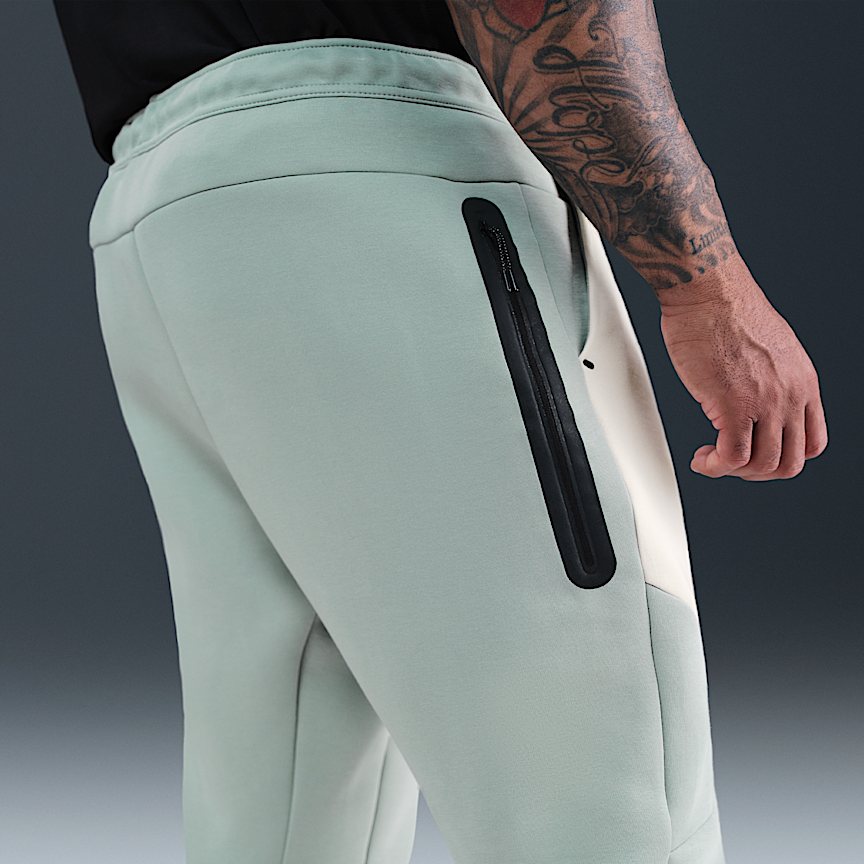 Nike Tech