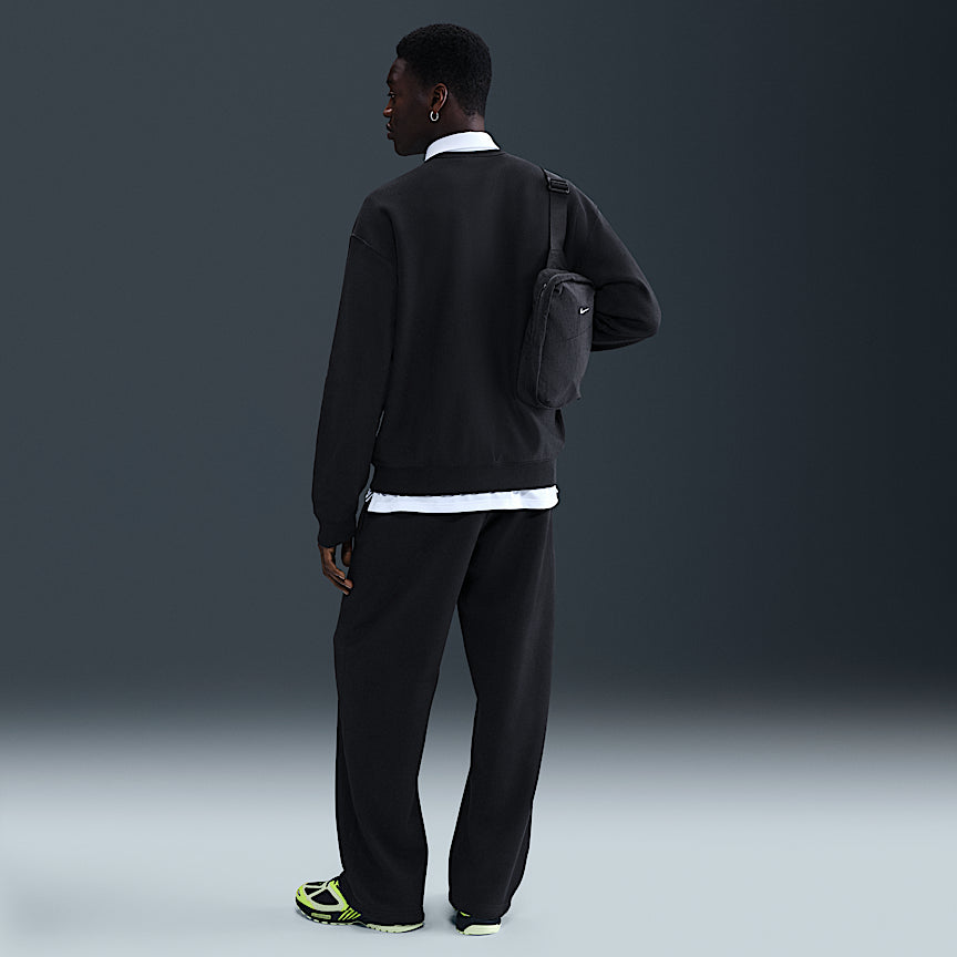 Nike Solo Swoosh