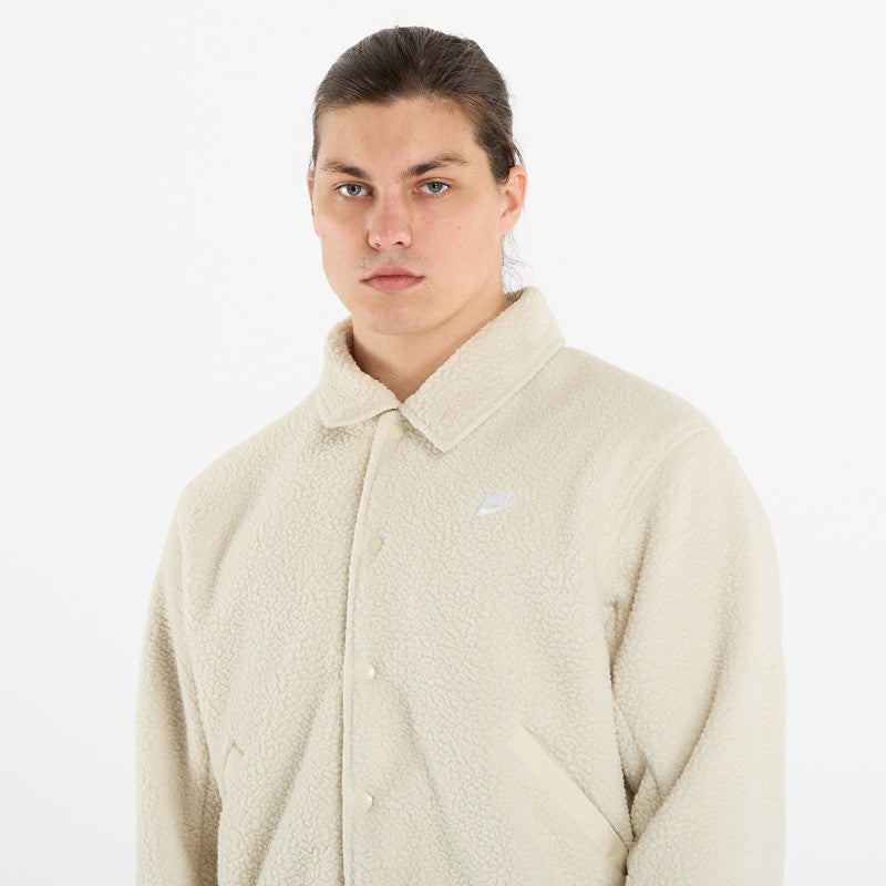 Nike Sportswear Club Men's High-Pile Fleece Coaches Jacket Lt Khaki/ White