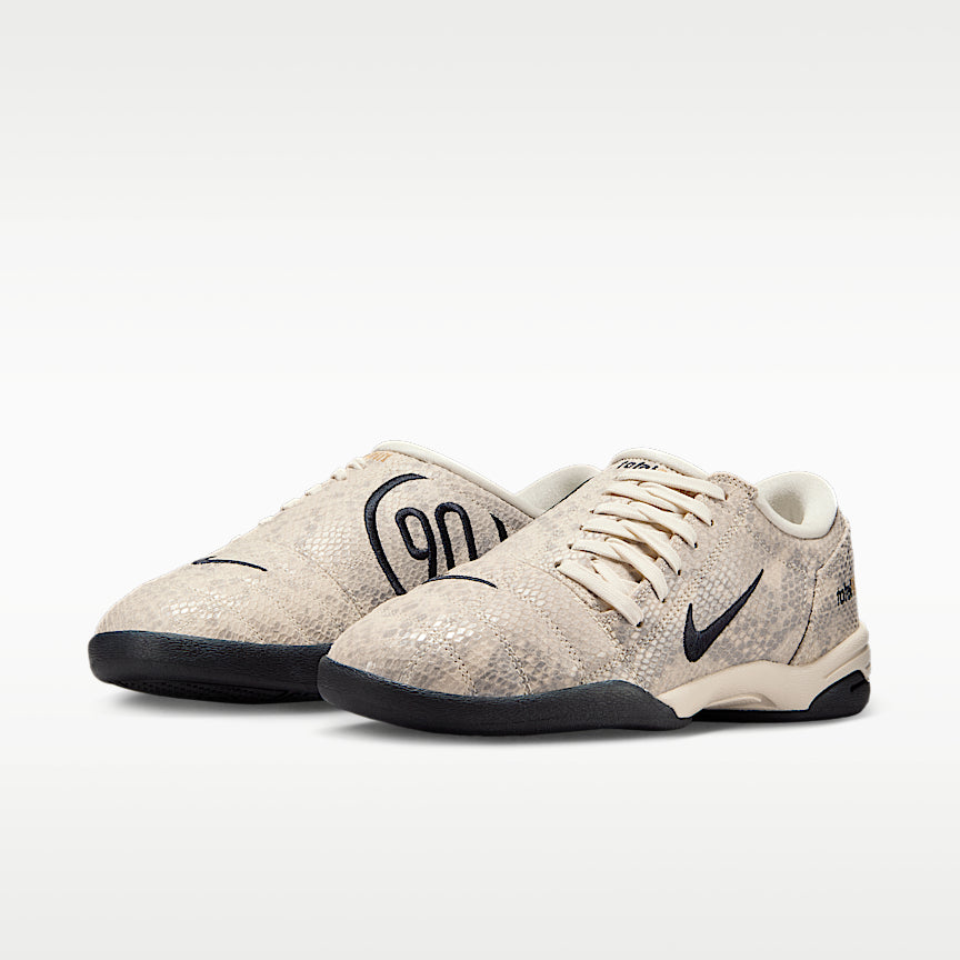 Nike Wmns Total 90 SE