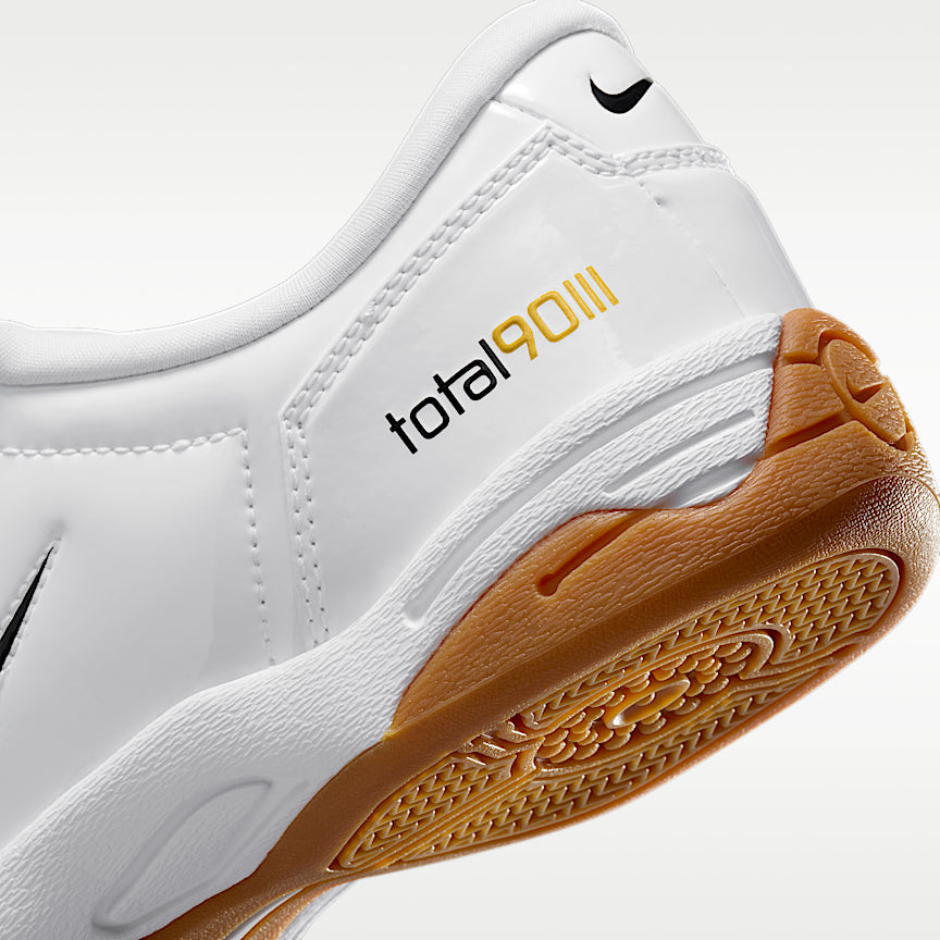Nike Wmns Total 90