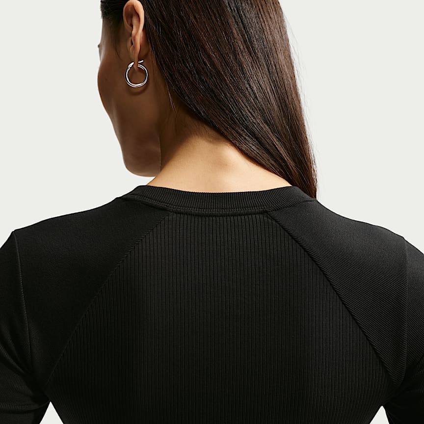 Nike Sportswear Chill Knit Women's Tight Long-Sleeve Ribbed Top Black/ Sail