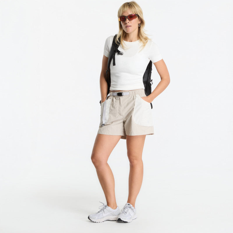 Nike ACG "Dolomiti" Women's Shorts Cream II/ Lt Orewood Brn/ Summit White