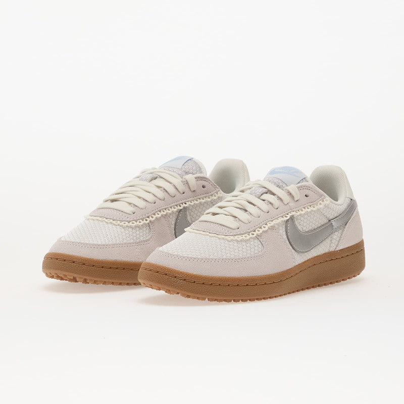 Nike Wmns Field General Platinum Tint/ Mtlc Silver-Vast Grey-Gum Med Brown-Sail-Celestine Blue