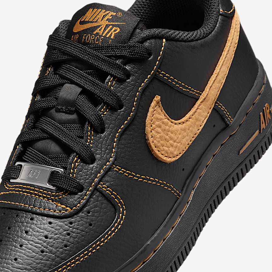 Nike Air Force 1 LV8