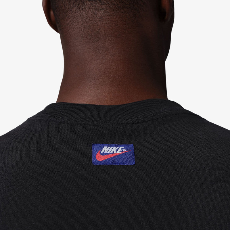 Jordan Flight Essentials Men's Pocket T-Shirt Black/ University Red