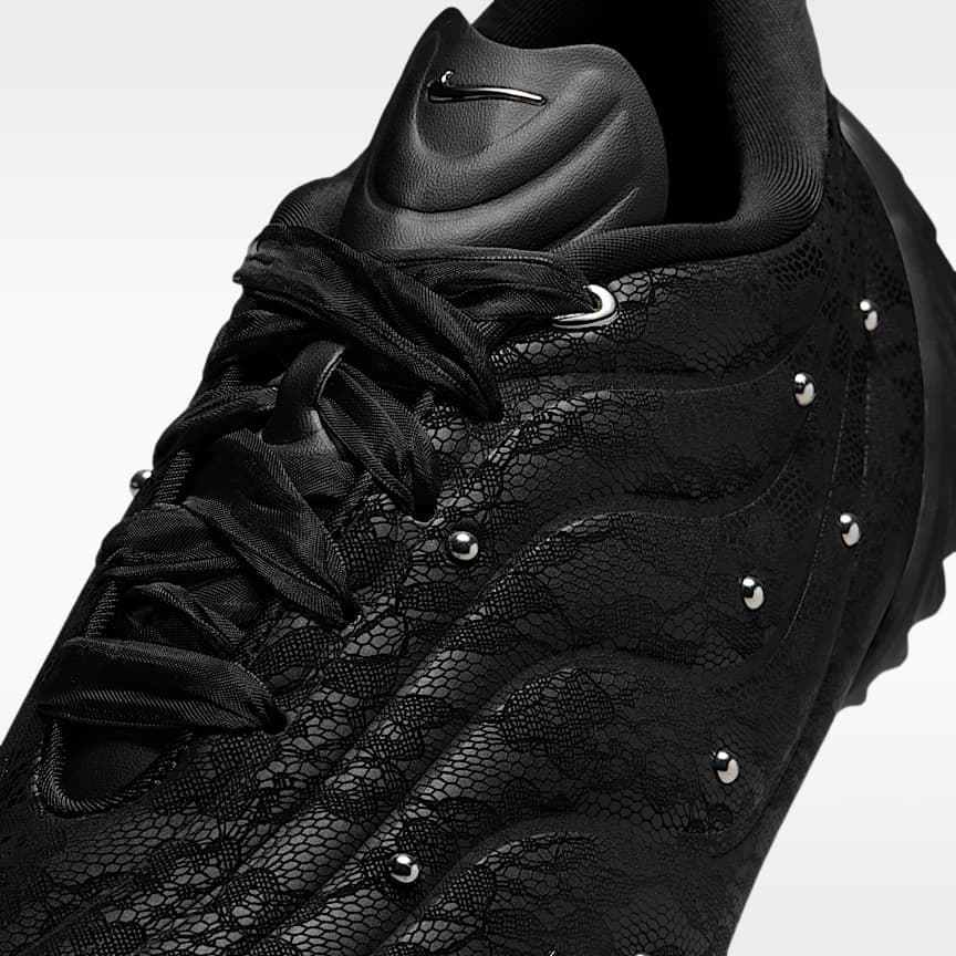 Nike Wmns Astra Ultra Premium Black/ Metallic Silver-Black-Black