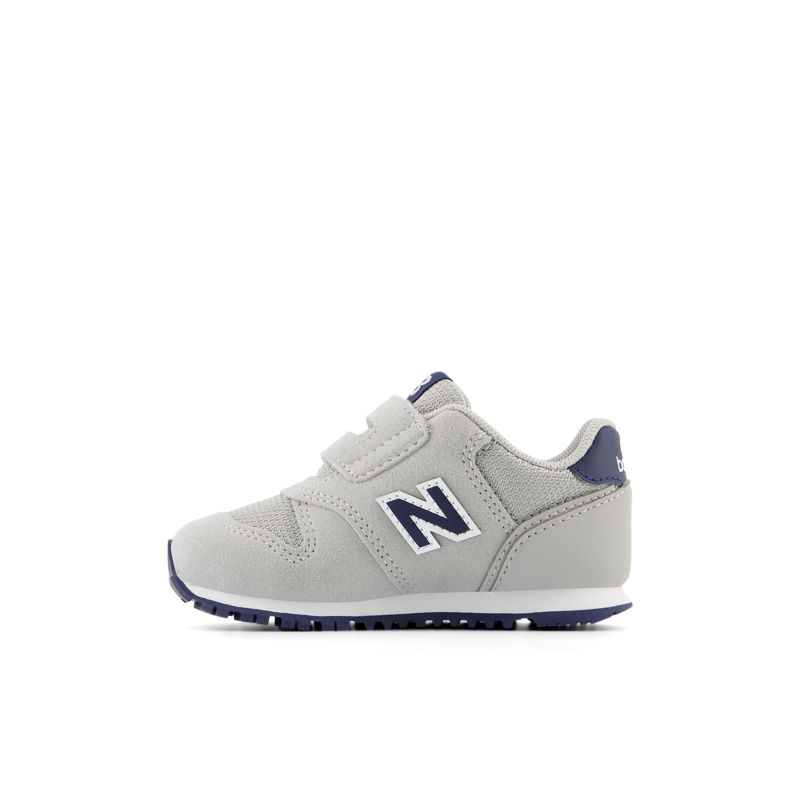 New Balance 373