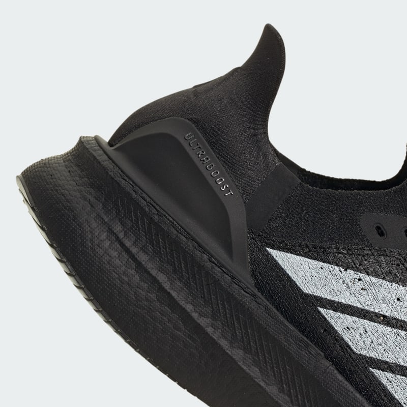 adidas Ultraboost 5 Strung