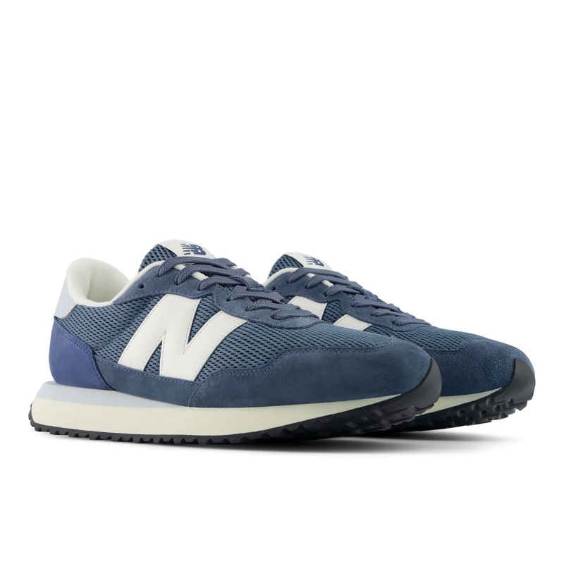 New Balance 237