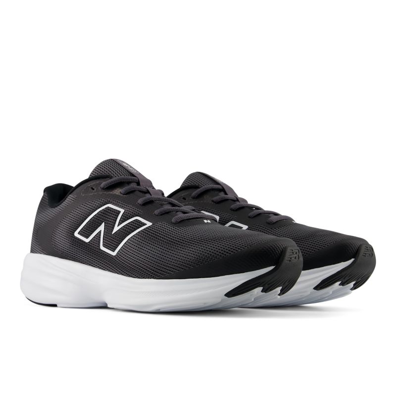 New Balance 411 v4 411