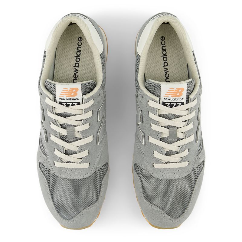 New Balance 373