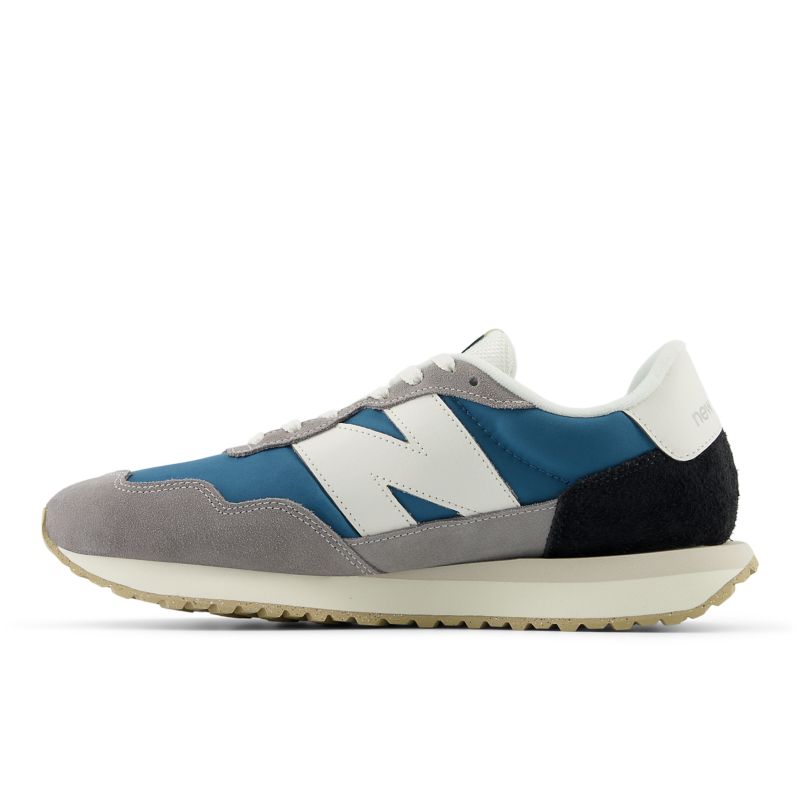 New Balance 237