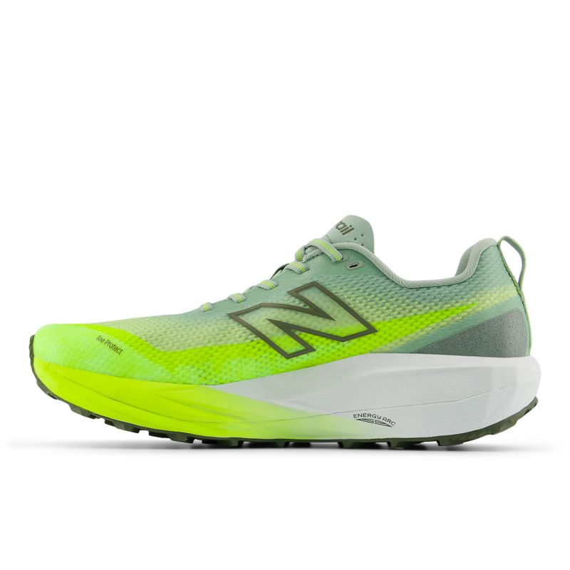 New Balance FuelCell SuperComp Trail v2