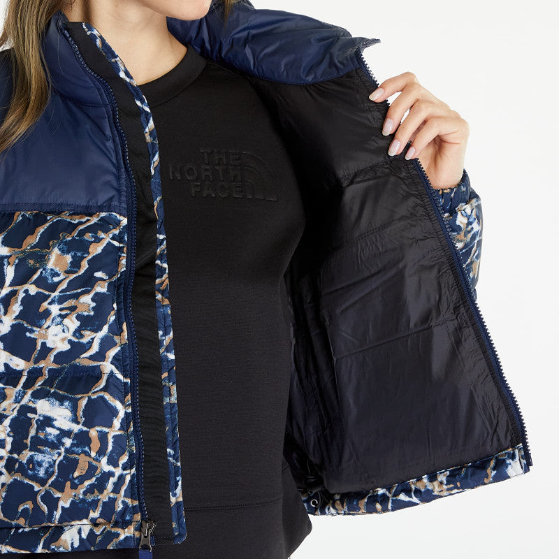 The North Face Nuptse Short Jacket Dusty Periwinkle Water Distortion Small Print/ Summit Navy