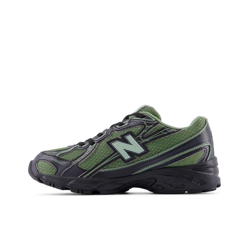 New Balance 740 GS