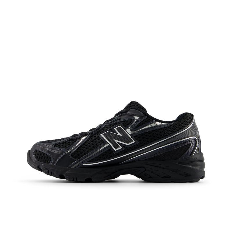 New Balance 740 GS